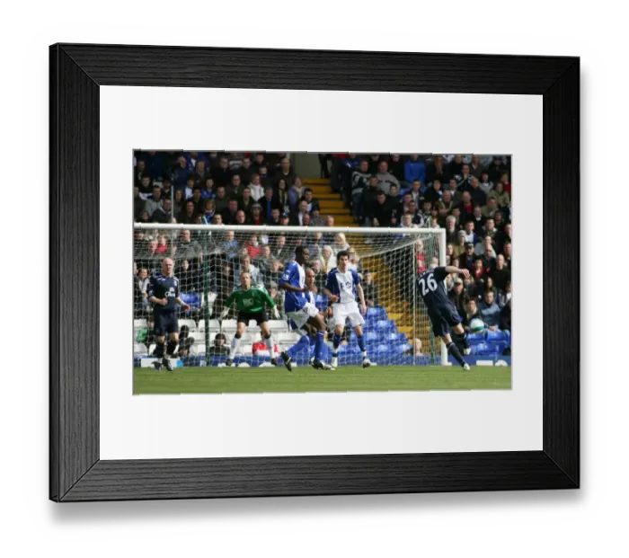 Framed Print : Everton's Lee Carsley Takes Shot Against Birmingham City, Barclays Premier League 2007-08 Framed Print : Everton's Lee Carsley Takes Shot Against Birmingham City, Barclays Premier League 2007-08
