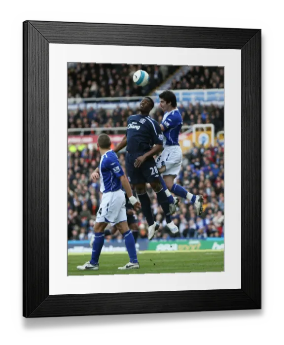 Framed Print : Anichebe vs Ridgewell: Intense Battle in Birmingham vs Everton, Barclays Premier League 07 / 08 Framed Print : Anichebe vs Ridgewell: Intense Battle in Birmingham vs Everton, Barclays Premier League 07 / 08