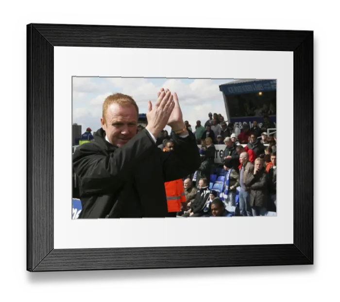 Framed Print : Alex McLeish Applauds Birmingham City Fans during Birmingham vs. Everton Premier League Match (2008) Framed Print : Alex McLeish Applauds Birmingham City Fans during Birmingham vs. Everton Premier League Match (2008)