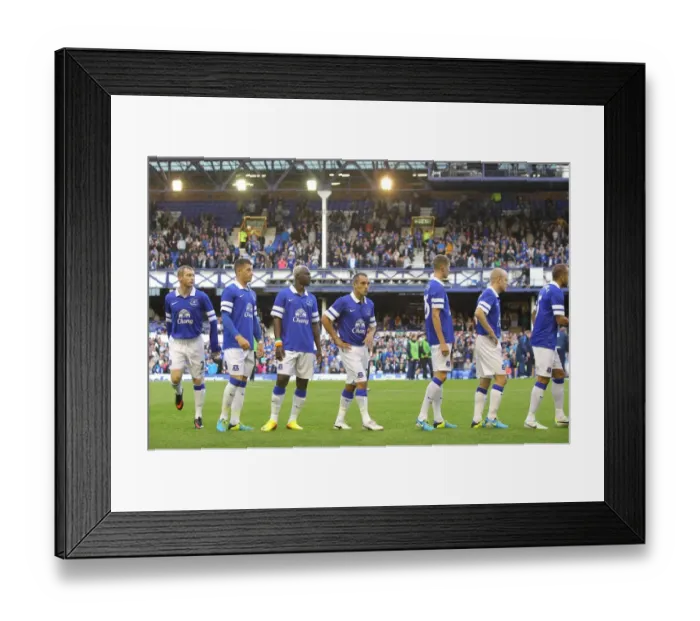 Framed Print : Everton FC vs Stevenage: Everton Players Prepare for Capital One Cup Clash at Goodison Park (August 28, 2013)