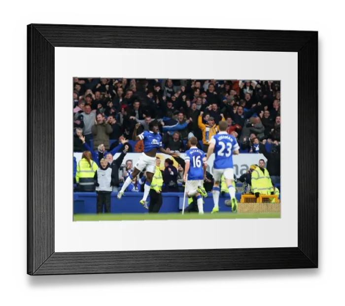Framed Print : Soccer - Barclays Premier League - Everton v Liverpool - Goodison Park Framed Print : Soccer - Barclays Premier League - Everton v Liverpool - Goodison Park