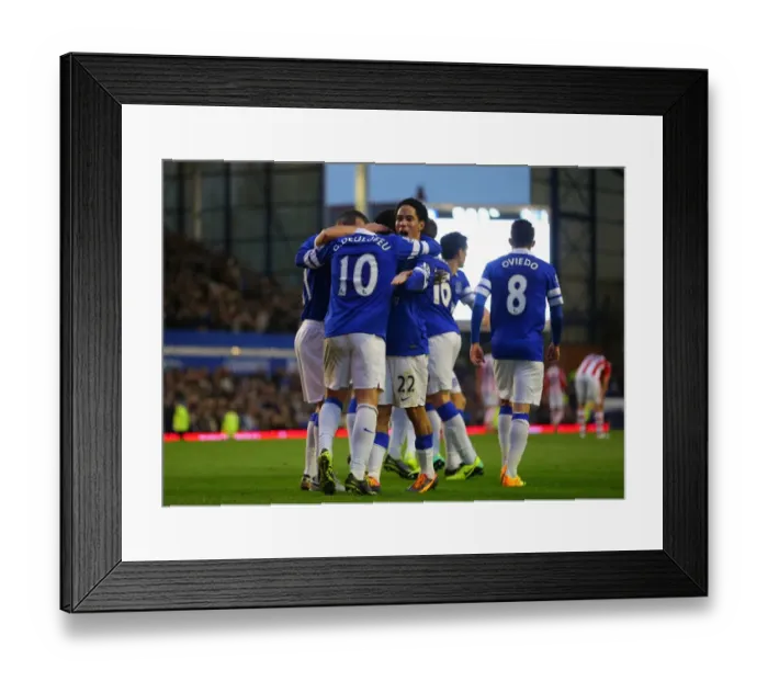 Framed Print : Deulofeu Strikes First: Everton's 4-0 Victory Over Stoke City (30-11-2013)