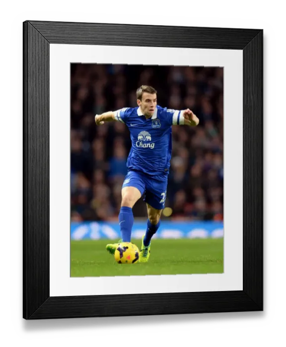 Framed Print : A Draw at Emirates: Seamus Coleman's Defiant Performance for Everton against Arsenal (December 8, 2013, Barclays Premier League) Framed Print : A Draw at Emirates: Seamus Coleman's Defiant Performance for Everton against Arsenal (December 8, 2013, Barclays Premier League)