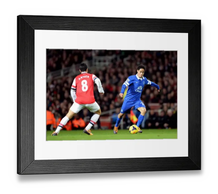 Framed Print : Steven Pienaar at Emirates Stadium: Everton vs. Arsenal - Barclays Premier League (1-1) Framed Print : Steven Pienaar at Emirates Stadium: Everton vs. Arsenal - Barclays Premier League (1-1)