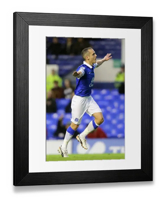 Framed Print : Leon Osman's Stunner: Everton's Opening Goal vs. Fulham (4-1, BPL, Goodison Park, 14-12-2013) Framed Print : Leon Osman's Stunner: Everton's Opening Goal vs. Fulham (4-1, BPL, Goodison Park, 14-12-2013)