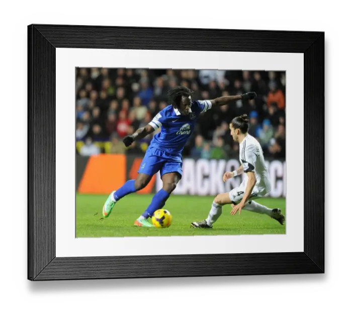 Framed Print : Barclays Premier League - Swansea City v Everton - Liberty Stadium Framed Print : Barclays Premier League - Swansea City v Everton - Liberty Stadium