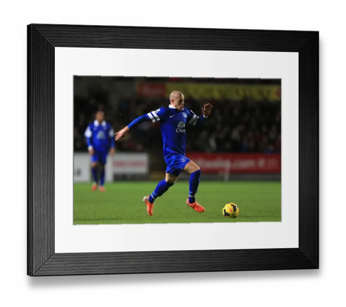 Framed Print : Ross Barkley Scores the Game-Winning Goal: Everton's 2-1 Victory over Swansea City (Premier League, Liberty Stadium, 22-12-2013) Framed Print : Ross Barkley Scores the Game-Winning Goal: Everton's 2-1 Victory over Swansea City (Premier League, Liberty Stadium, 22-12-2013)