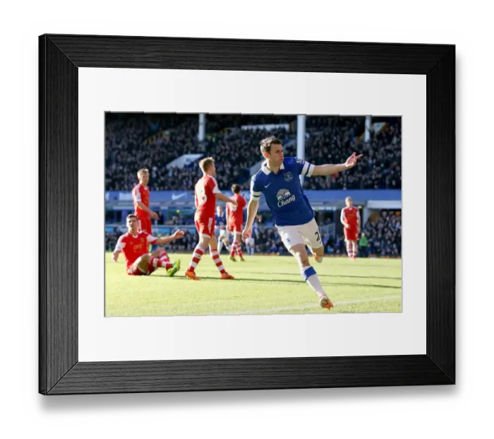 Framed Print : Seamus Coleman's Game-Winning Goal: Everton's Premier League Triumph Over Southampton (29-12-2013)