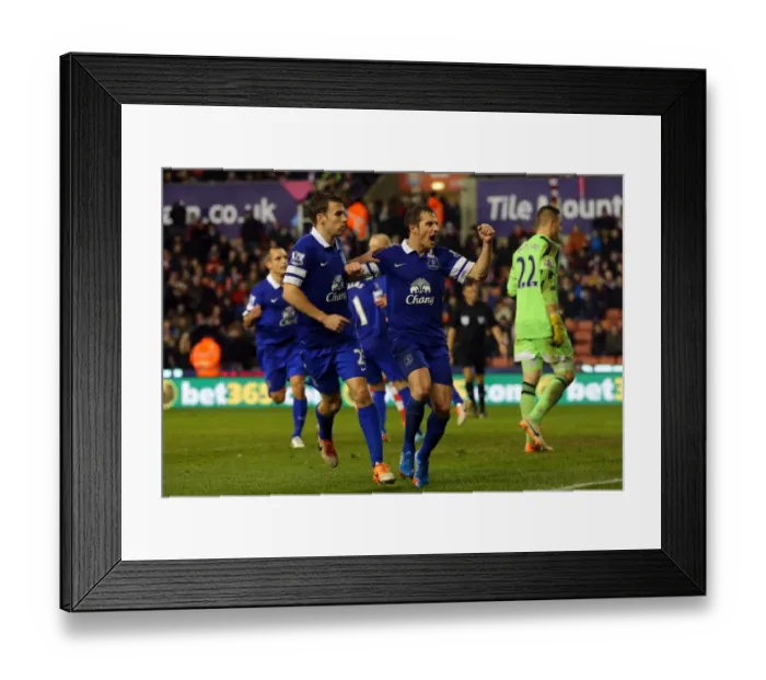 Framed Print : Barclays Premier League - Stoke City v Everton - Britannia Stadium