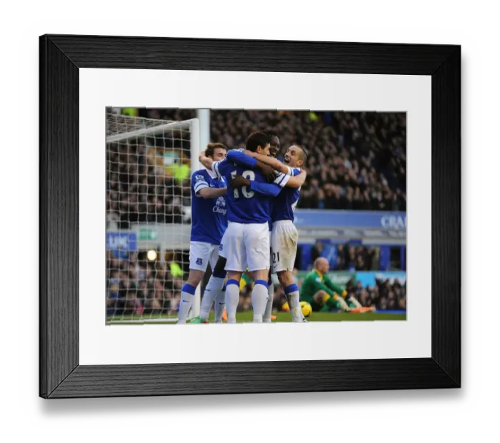 Framed Print : Barclays Premier League - Everton v Norwich City - Goodison Park