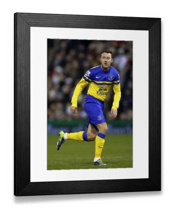 Framed Print : Aiden McGeady's Dramatic Performance: Everton Battles to 1-1 Draw Against West Bromwich Albion Framed Print : Aiden McGeady's Dramatic Performance: Everton Battles to 1-1 Draw Against West Bromwich Albion