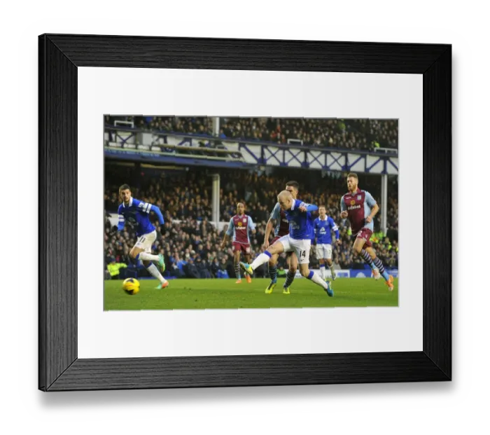 Framed Print : Steven Naismith Scores the Opener: Everton 2-1 Aston Villa (Goodison Park, Barclays Premier League, 01-02-2014) Framed Print : Steven Naismith Scores the Opener: Everton 2-1 Aston Villa (Goodison Park, Barclays Premier League, 01-02-2014)