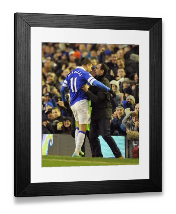 Framed Print : Barclays Premier League - Everton v Aston Villa - Goodison Park Framed Print : Barclays Premier League - Everton v Aston Villa - Goodison Park