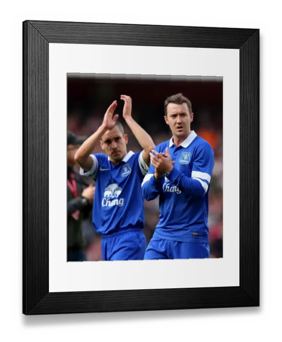 Framed Print : Everton's Aiden McGeady Shows Appreciation to Fans After FA Cup Defeat to Arsenal (8-3-2014) Framed Print : Everton's Aiden McGeady Shows Appreciation to Fans After FA Cup Defeat to Arsenal (8-3-2014)