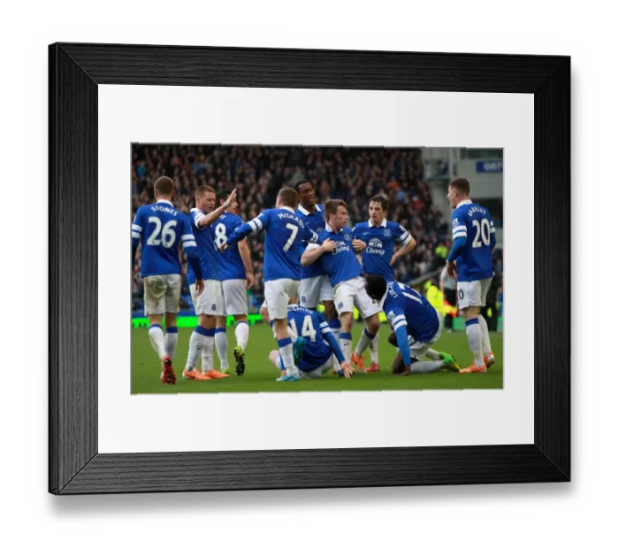 Framed Print : Seamus Coleman's Double: Everton's Triumph over Cardiff City in the Barclays Premier League (15-03-2014)