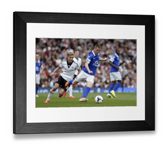 Framed Print : McCarthy vs. Holtby: Everton's Victory Over Fulham in the Barclays Premier League (30-03-2014)