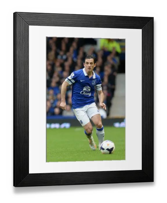 Framed Print : Leighton Baines and Everton's Triumph: 3-0 Victory Over Arsenal (Barclays Premier League, 06-04-2014) Framed Print : Leighton Baines and Everton's Triumph: 3-0 Victory Over Arsenal (Barclays Premier League, 06-04-2014)