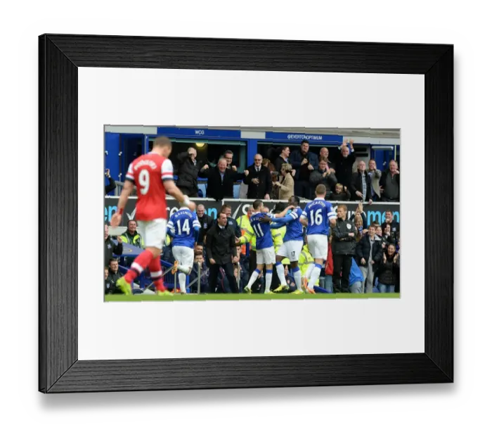 Framed Print : Lukaku's Double: Everton's Triumphant 3-0 Victory Over Arsenal at Goodison Park (Premier League) Framed Print : Lukaku's Double: Everton's Triumphant 3-0 Victory Over Arsenal at Goodison Park (Premier League)
