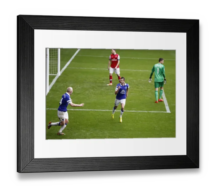 Framed Print : Triumphant Everton: Mirallas, Naismith, and Arteta's Own Goal (3-0 vs Arsenal, Goodison Park, 06-04-2014) Framed Print : Triumphant Everton: Mirallas, Naismith, and Arteta's Own Goal (3-0 vs Arsenal, Goodison Park, 06-04-2014)