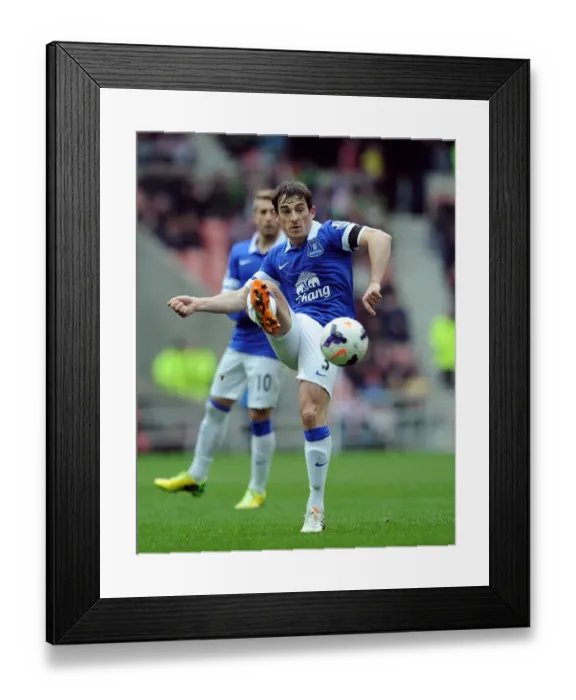 Framed Print : Leighton Baines's Game-Winning Goal: Everton's Victory over Sunderland in the Barclays Premier League (April 12, 2014) Framed Print : Leighton Baines's Game-Winning Goal: Everton's Victory over Sunderland in the Barclays Premier League (April 12, 2014)