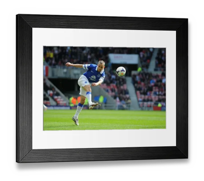 Framed Print : Osman's Stunner: Everton Takes the Lead in Dramatic Premier League Clash vs. Sunderland (12-04-2014) Framed Print : Osman's Stunner: Everton Takes the Lead in Dramatic Premier League Clash vs. Sunderland (12-04-2014)