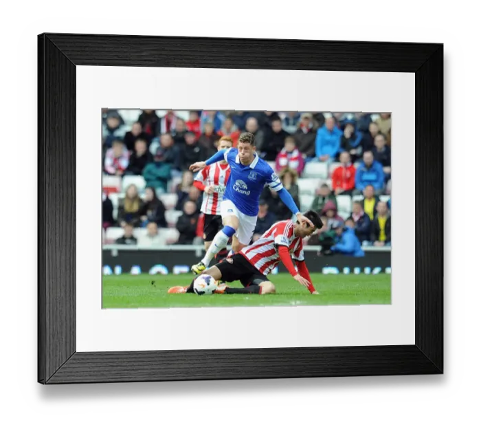Framed Print : Everton's Ross Barkley Sparks Victory over Sunderland in Barclays Premier League (April 12, 2014, Stadium of Light)