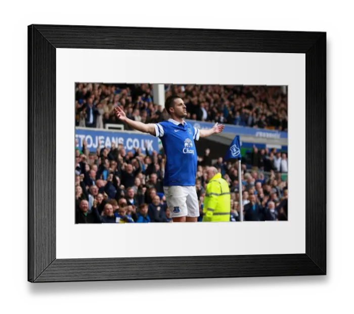 Framed Print : Mirallas Stunner: Everton Takes 2-0 Lead Over Manchester United in Premier League (April 21, 2014) Framed Print : Mirallas Stunner: Everton Takes 2-0 Lead Over Manchester United in Premier League (April 21, 2014)