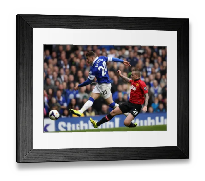 Framed Print : Battle at Goodison Park: Ross Barkley vs. Alexander Buttner - Everton vs. Manchester United, Premier League Clash (21-04-2014)