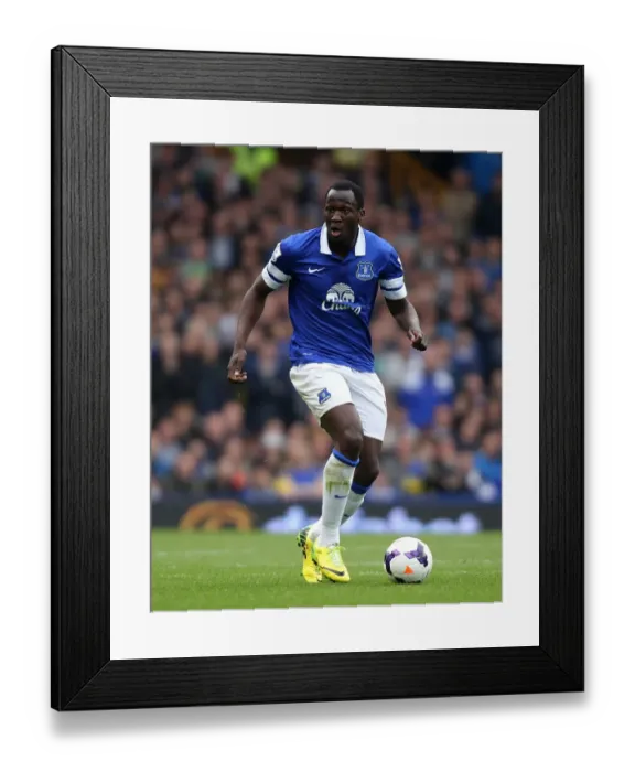 Framed Print : Romelu Lukaku's Brace: Everton's 2-0 Victory Over Manchester United (Premier League, 21-04-2014)