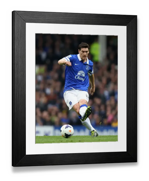 Framed Print : Gareth Barry's Leadership: Everton's Triumphant 2-0 Victory Over Manchester United (April 21, 2014, Goodison Park - Barclays Premier League) Framed Print : Gareth Barry's Leadership: Everton's Triumphant 2-0 Victory Over Manchester United (April 21, 2014, Goodison Park - Barclays Premier League)