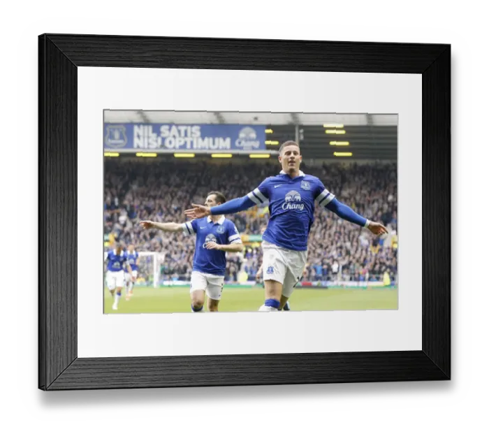 Framed Print : Bittersweet Triumph: Ross Barkley's Strike in Everton's 3-2 Loss to Manchester City (Barclays Premier League, Goodison Park, 03-05-2014) Framed Print : Bittersweet Triumph: Ross Barkley's Strike in Everton's 3-2 Loss to Manchester City (Barclays Premier League, Goodison Park, 03-05-2014)