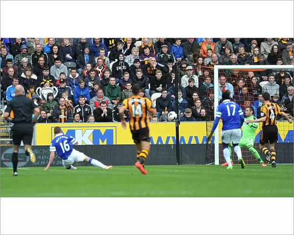 James McCarthy Scores Opening Goal: Everton's 2-0 Victory over Hull City (May 11, 2014, KC Stadium)