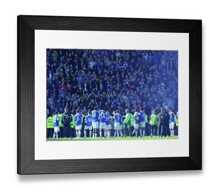 Framed Print : Barclays Premier League - Hull City v Everton - KC Stadium Framed Print : Barclays Premier League - Hull City v Everton - KC Stadium