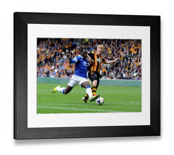 Framed Print : Blocked Shot Showdown: Lukaku vs McShane - Everton's Triumph over Hull City (11-05-2014)