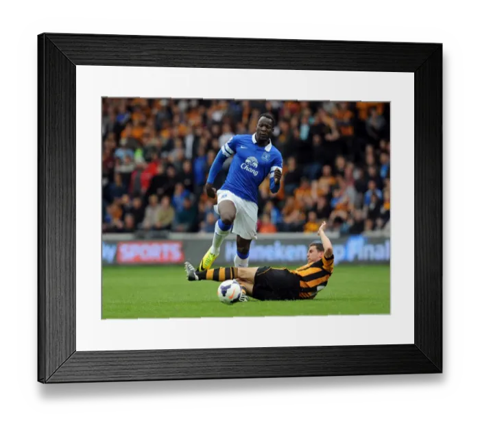 Framed Print : Lukaku vs. Bruce: Everton's Star Forward Faces Off Against Hull City Defender in Premier League Showdown (Hull 0-2 Everton)