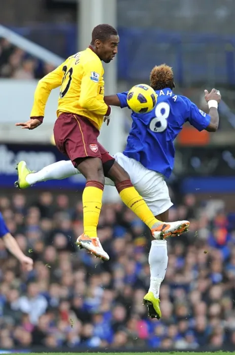 Framed Print : Aerial Clash: Djourou vs Saha - Everton vs Arsenal (Premier League, Goodison Park, 14 November 2010) Framed Print : Aerial Clash: Djourou vs Saha - Everton vs Arsenal (Premier League, Goodison Park, 14 November 2010)