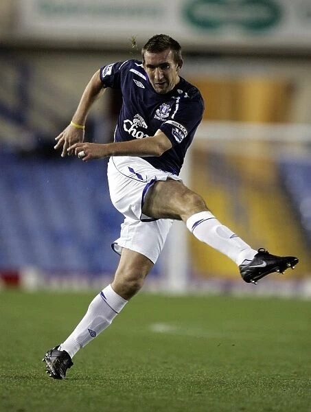 Alan Stubbs Goes for Glory: Everton vs. Sheffield Wednesday in Carling Cup Showdown, 2007