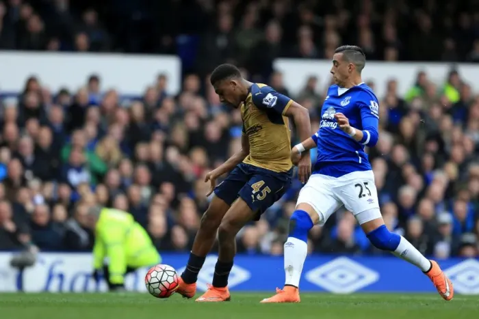 Framed Print : Alex Iwobi Scores Arsenal's Second Goal: Everton vs Arsenal, Barclays Premier League - Goodison Park Framed Print : Alex Iwobi Scores Arsenal's Second Goal: Everton vs Arsenal, Barclays Premier League - Goodison Park