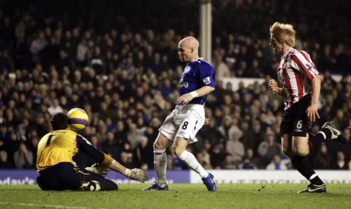 Framed Print : Andrew Johnson's Sixth Goal: Everton's Triumph Over Sunderland in the Barclays Premier League (November 24, 2007)