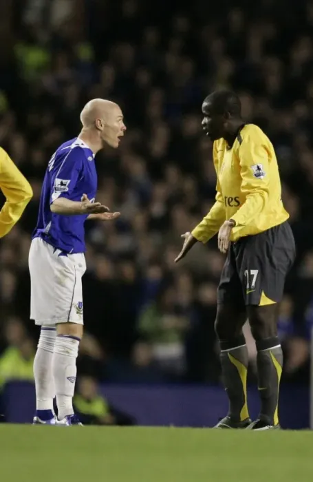 Framed Print : Andy Johnson vs. Emmanuel Eboue: Everton vs. Arsenal Carling Cup Fourth Round Showdown