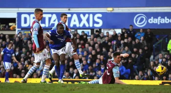 Framed Print : Anichebe Scores the Opener: Everton vs. Aston Villa, Barclays Premier League (2-2-2013) - Goodison Park Framed Print : Anichebe Scores the Opener: Everton vs. Aston Villa, Barclays Premier League (2-2-2013) - Goodison Park