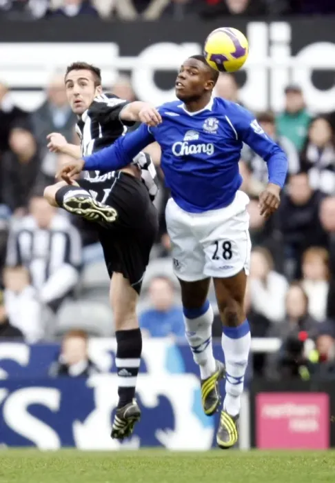 Framed Print : Anichebe vs Enrique: Everton vs Newcastle United, Barclays Premier League, 2009 - A Clash at St James Park Framed Print : Anichebe vs Enrique: Everton vs Newcastle United, Barclays Premier League, 2009 - A Clash at St James Park