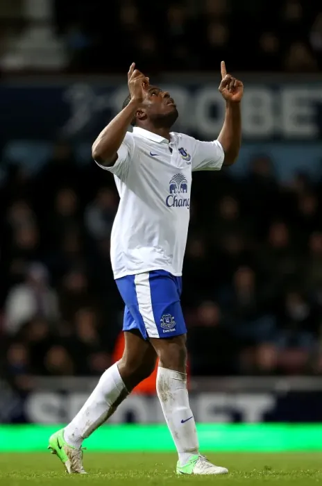 Framed Print : Anichebe's Game-Winning Goal: Everton's Triumph over West Ham United (22-12-2012)