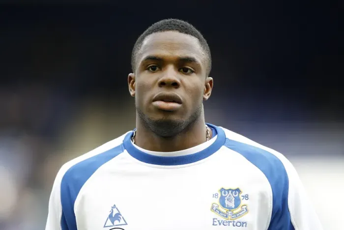 Framed Print : Anichebe's Thriller: Everton's Unforgettable Goal vs. Fulham (19 March 2011, Barclays Premier League) Framed Print : Anichebe's Thriller: Everton's Unforgettable Goal vs. Fulham (19 March 2011, Barclays Premier League)