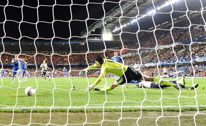 Framed Print : Apostolos Vellios Stuns Chelsea: First Everton Goal at Stamford Bridge (15 October 2011)