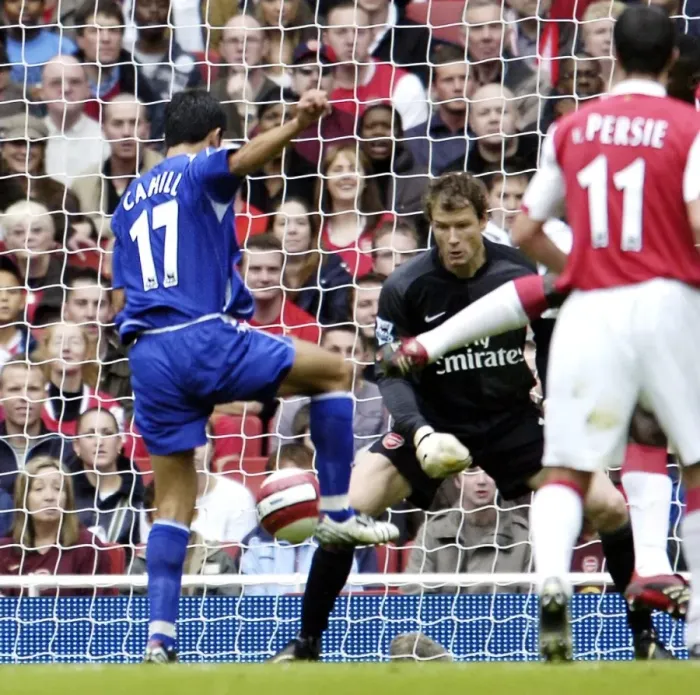 Framed Print : Arsenal v Everton 28 / 10 / 06 Evertons Tim Cahill scores the first goal Framed Print : Arsenal v Everton 28 / 10 / 06 Evertons Tim Cahill scores the first goal