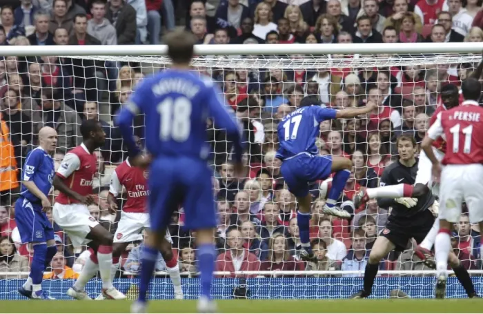 Framed Print : Arsenal v Everton Tim Cahill scoring the first goal for Everton Mandatory Credit Framed Print : Arsenal v Everton Tim Cahill scoring the first goal for Everton Mandatory Credit