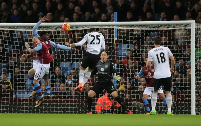 Framed Print : Barclays Premier League - Aston Villa v Everton - Villa Park