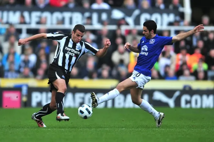 Framed Print : Barclays Premier League - Newcastle United v Everton - St James Park Framed Print : Barclays Premier League - Newcastle United v Everton - St James Park