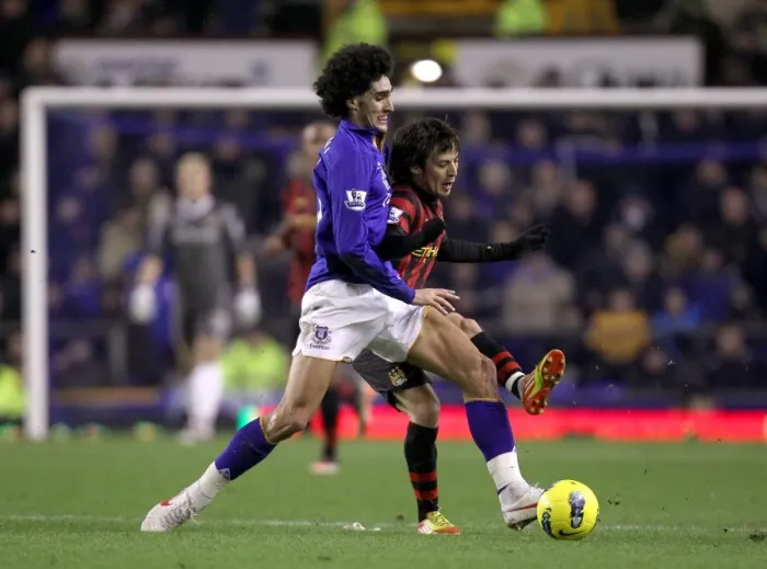 Framed Print : Battle for the Ball: Fellaini vs. Silva - Everton vs. Manchester City (31 January 2012) Framed Print : Battle for the Ball: Fellaini vs. Silva - Everton vs. Manchester City (31 January 2012)